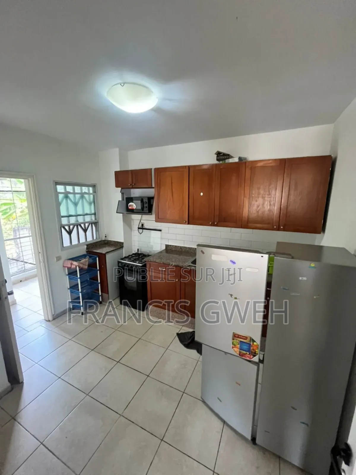 2chbre Appartement dans Francis Gweh, Cocody à Louer