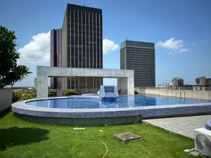 2chbre Appartement dans Francis Gweh, Cocody à Louer