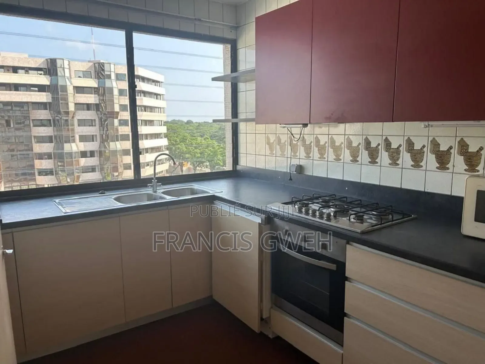 2chbre Appartement dans Francis Gweh, Cocody à Louer