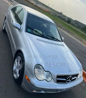 Mercedes-Benz C200 2005 Gris