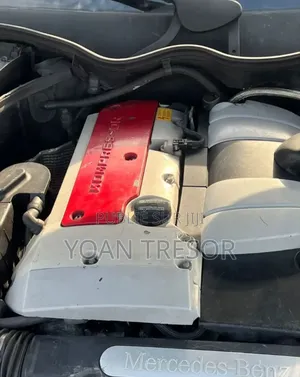 Mercedes-Benz C200 2005 Gris