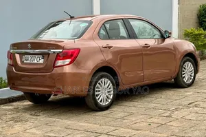 Suzuki Dzire 2024 Marron