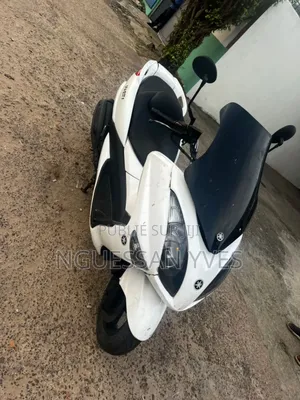 Yamaha Majesty 2008 Blanc