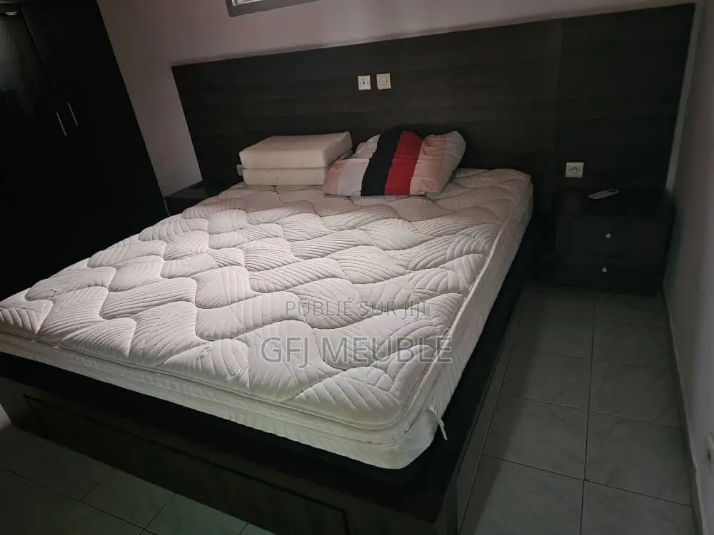 Furnished 4chbre Duplex dans G.F.J Meublé, Cocody à Louer