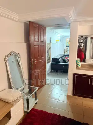 Furnished 1chbre Appartement dans Gfj Meublé, Cocody à Louer