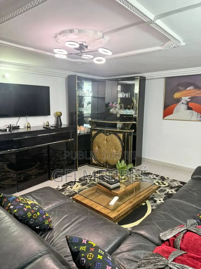 Furnished 1chbre Appartement dans Gfj Meublé, Cocody à Louer