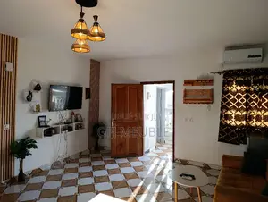 Furnished 1chbre Appartement dans Gfj Meublé, Yopougon à Louer