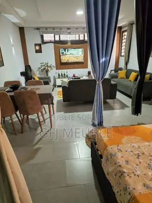 Furnished 1chbre Appartement dans Gfj Meublé, Cocody à Louer