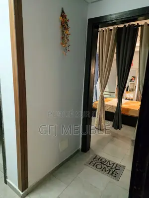 Furnished 1chbre Appartement dans Gfj Meublé, Cocody à Louer