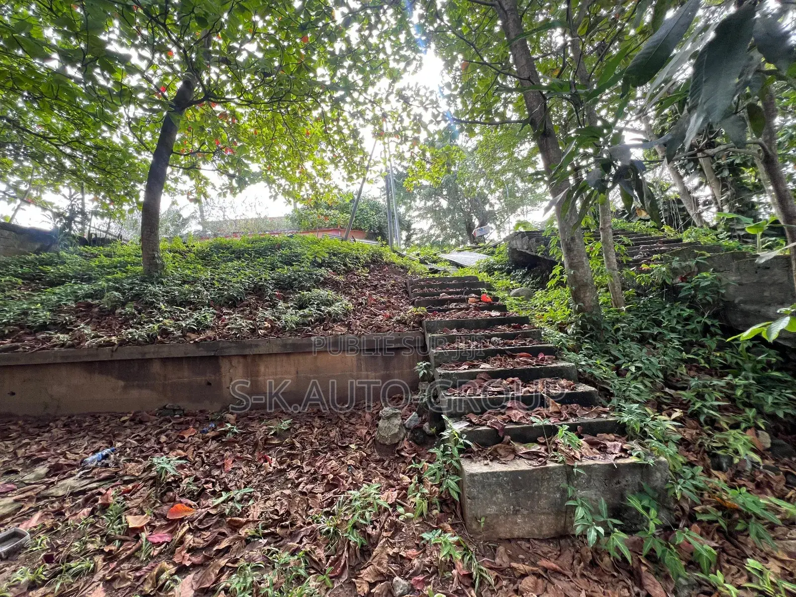 8chbre Duplex dans Villa Duplex, Cocody à Vendre