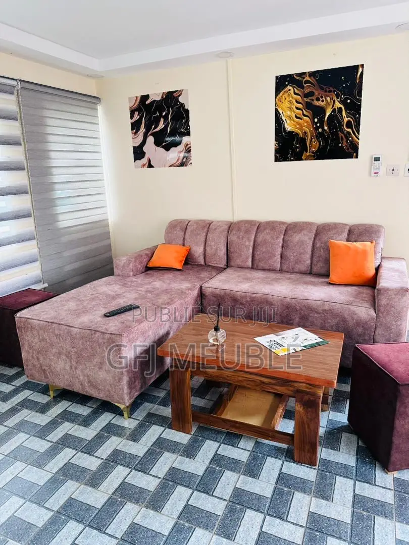 Furnished 2chbre Appartement dans Gfj Meublé, Cocody à Louer