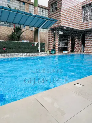 Furnished 2chbre Appartement dans Gfj Meublé, Cocody à Louer