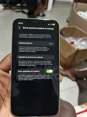 Apple iPhone 11 64 GB Blanc