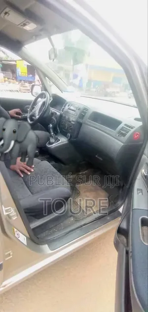 Toyota Verso 2009 Doré