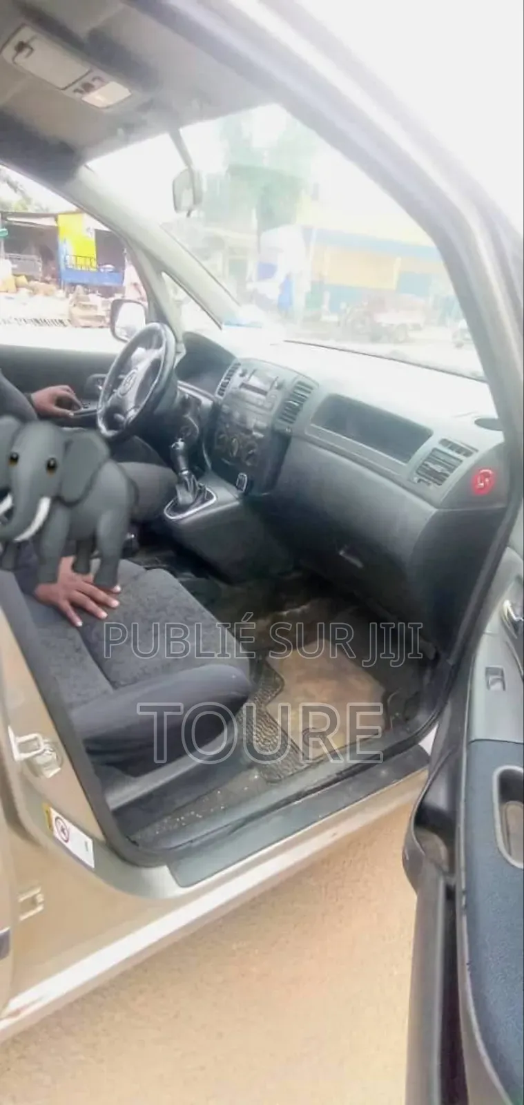 Toyota Verso 2009 Doré