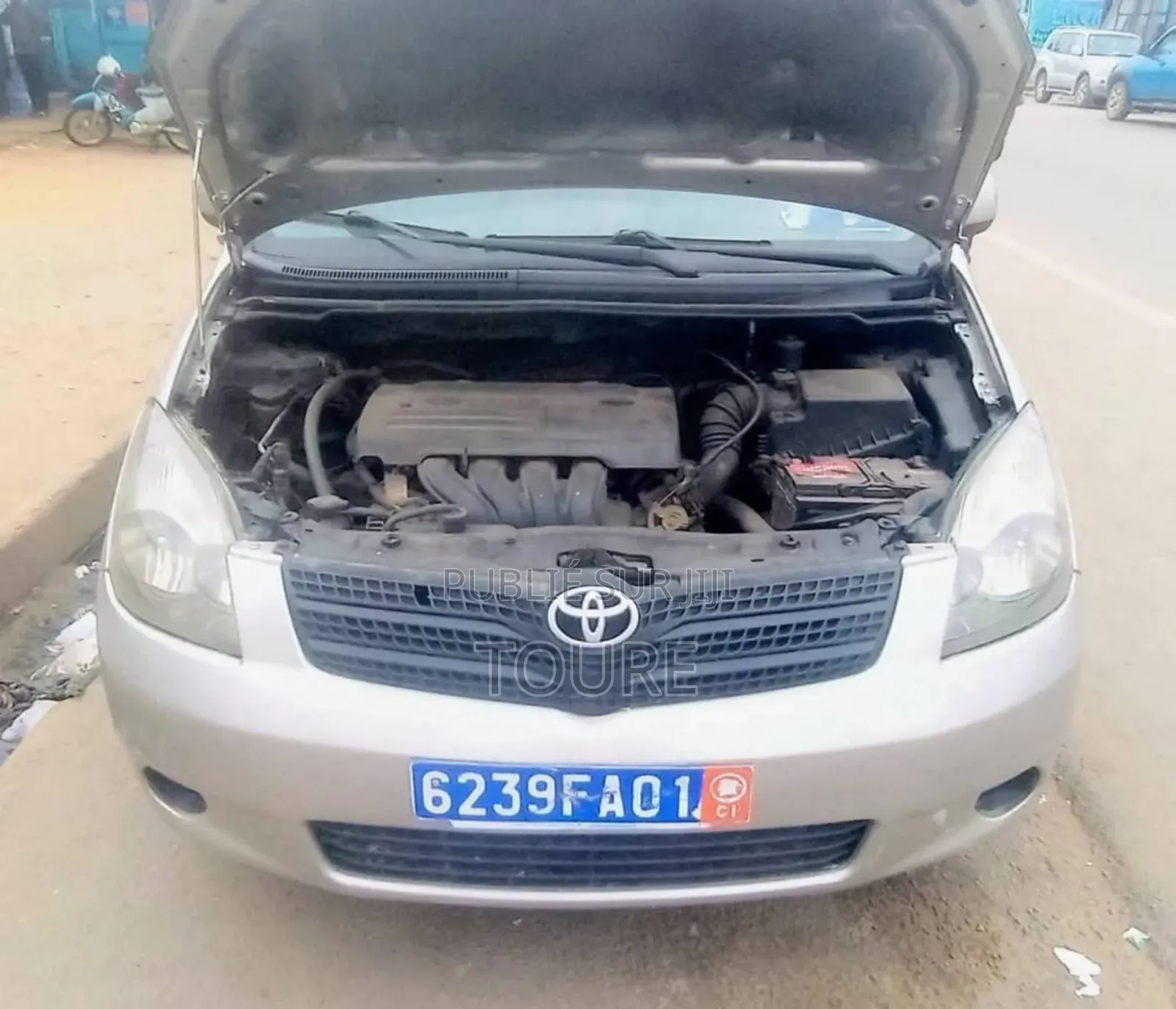 Toyota Verso 2009 Doré