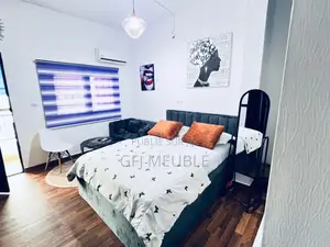 Furnished 1chbre Appartement dans Gfj Meublé, Cocody à Louer