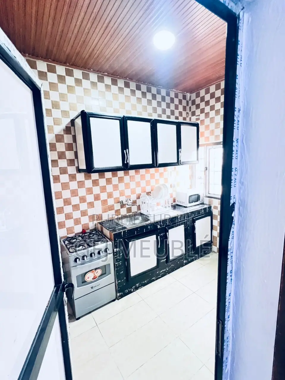 Furnished 1chbre Appartement dans Gfj Meublé, Cocody à Louer