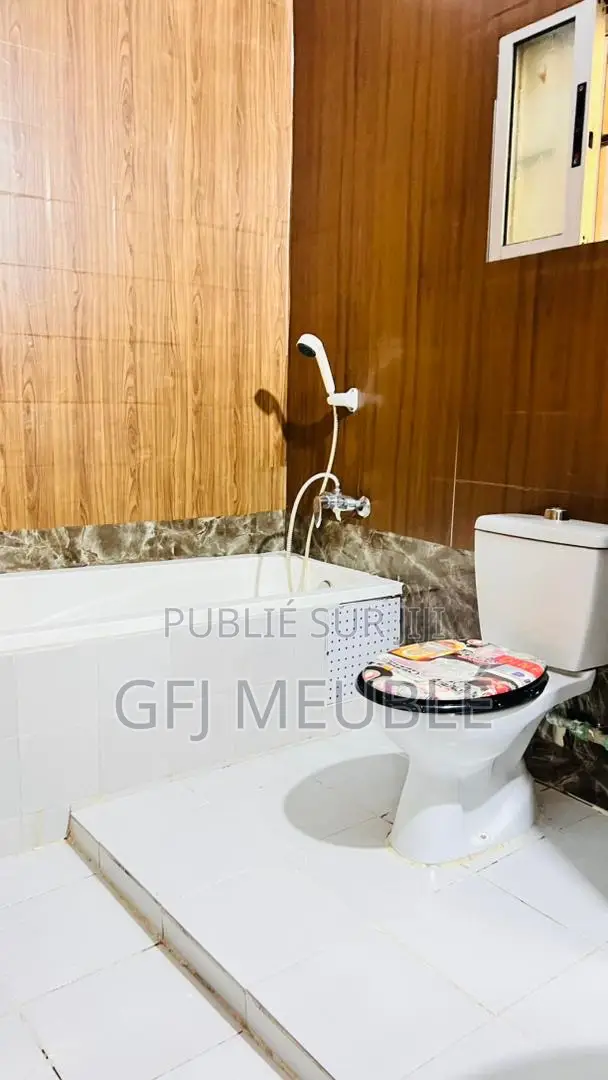 Furnished 1chbre Appartement dans Gfj Meublé, Cocody à Louer