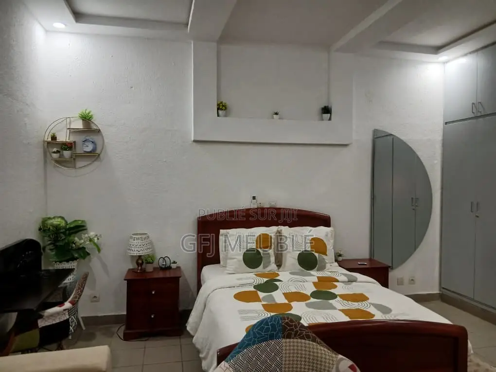 Furnished 1chbre Appartement dans Gfj Meublé, Cocody à Louer