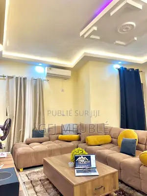 Furnished 2chbre Appartement dans Gfj Meublé, Cocody à Louer