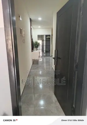 Furnished 1chbre Appartement dans Gfj Meublé, Deux Plateaux à Louer