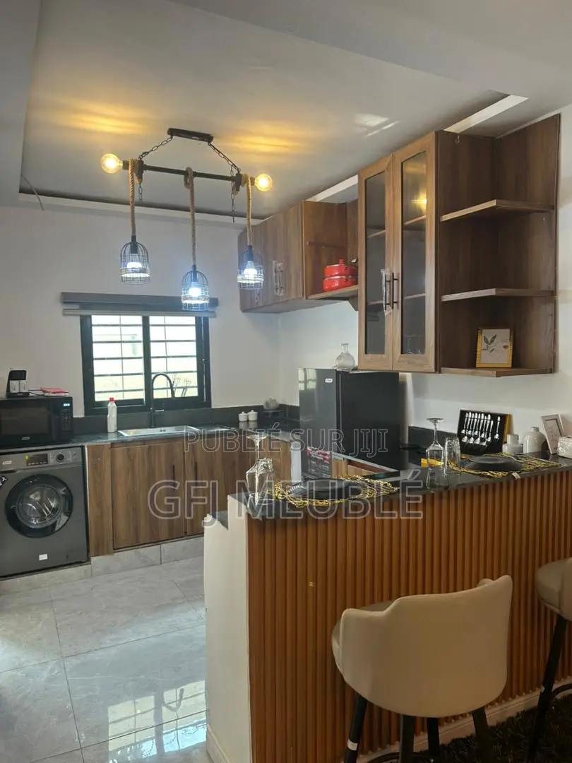 Furnished 1chbre Appartement dans Gfj Meublé, Cocody à Louer