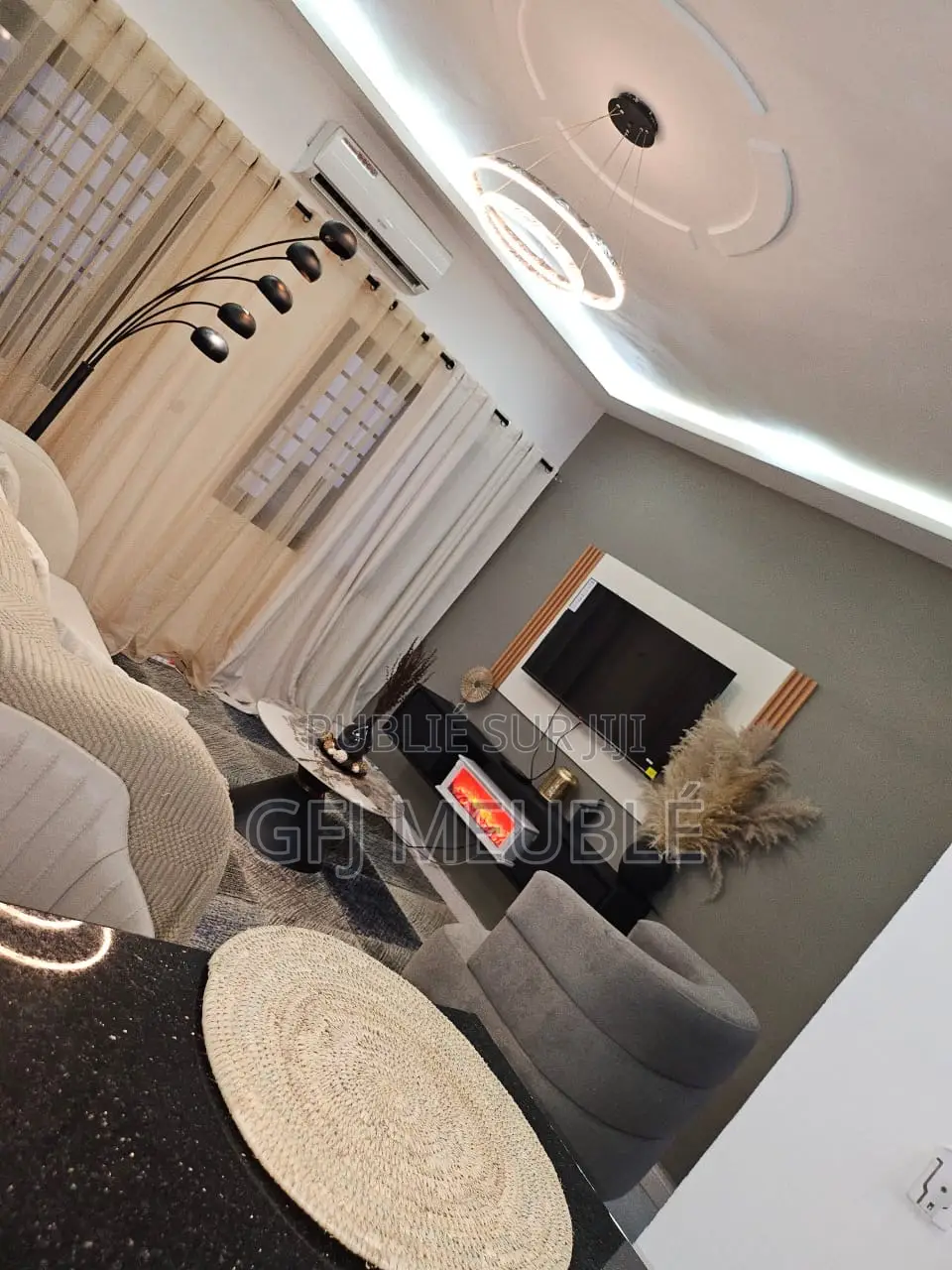 Furnished 1chbre Appartement dans Gfj Meublé, Cocody à Louer