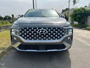 Hyundai Santa Fe SE (4 styles) 2022 Gris