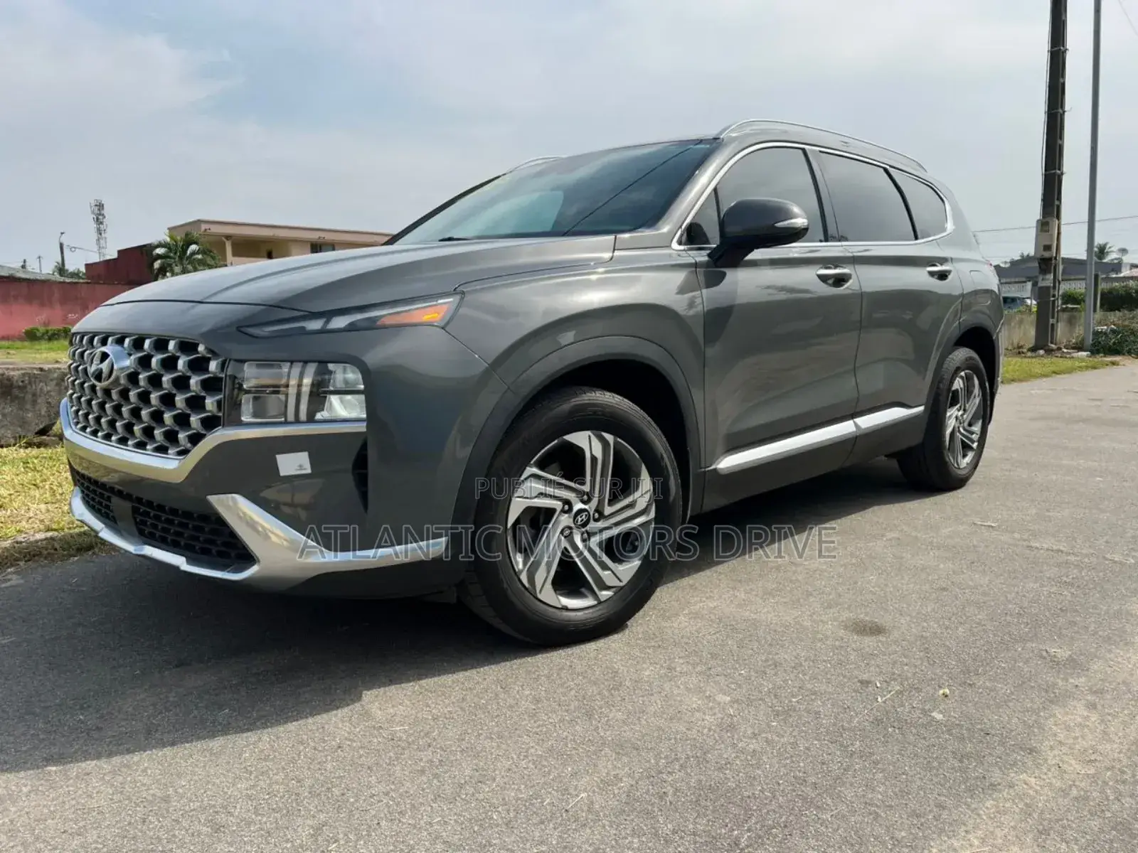 Hyundai Santa Fe SE (4 styles) 2022 Gris