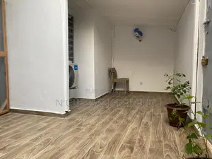 Furnished 4chbre Appartement dans Marcory à Louer