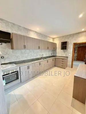 3chbre Duplex dans Miss Kouassi, Cocody à Vendre