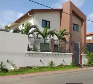 Furnished 4chbre Duplex dans Miss Kouassi, Cocody à Vendre