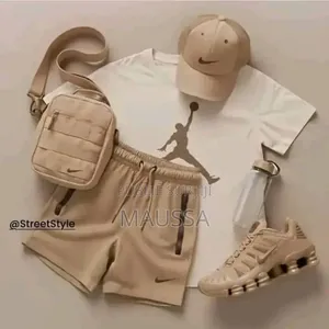 Vêtements Pour Hommes Et Femmes