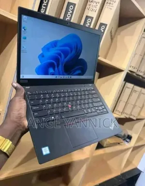 Nouveau Lenovo Thinkpad T490s 16GB Intel Core i5 SSD 256GB