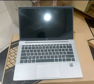 Nouveau HP EliteBook 830 G7 16GB Intel Core i5 SSD 512GB