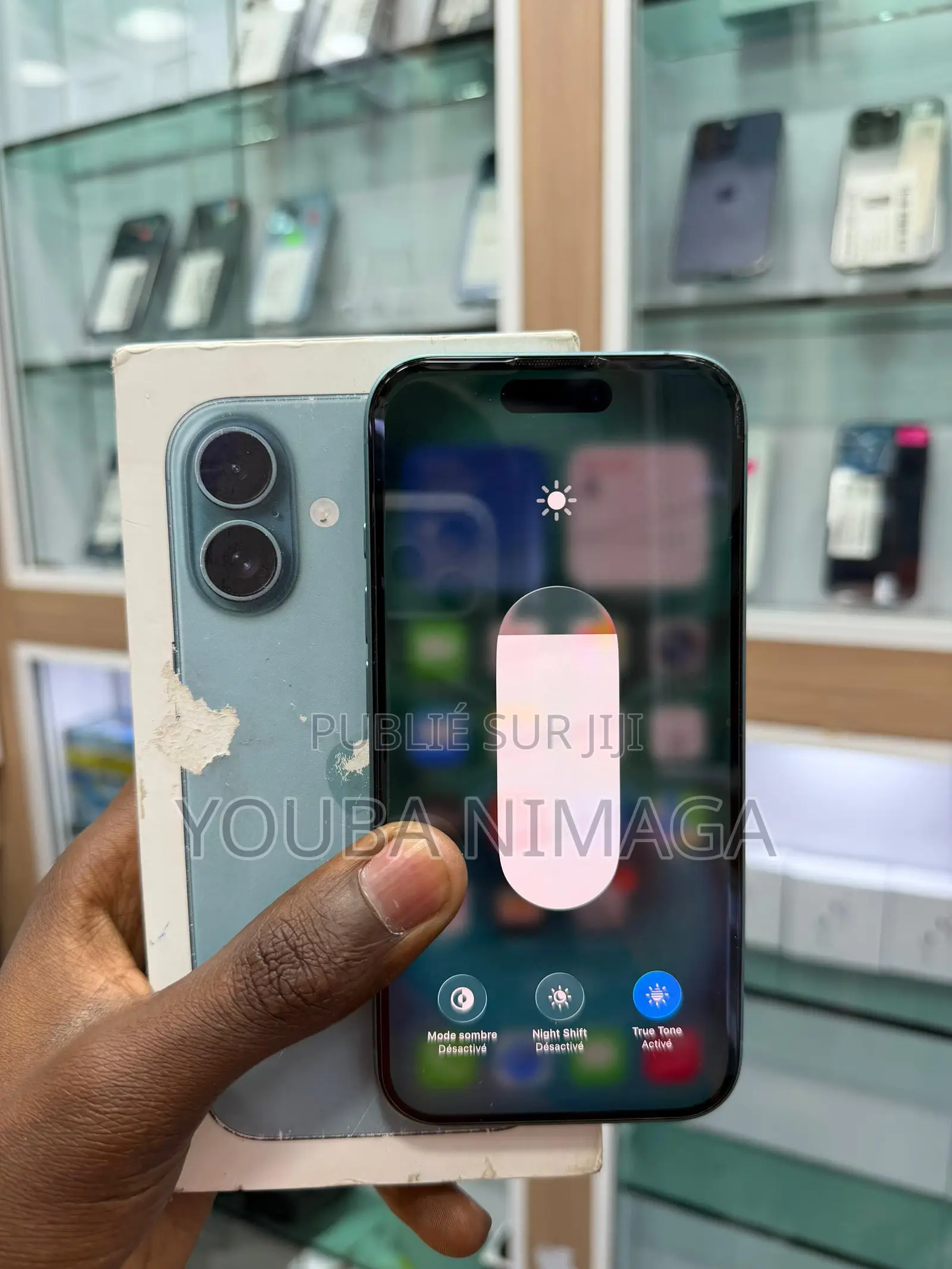 Nouveau Apple iPhone 16 128 GB Vert