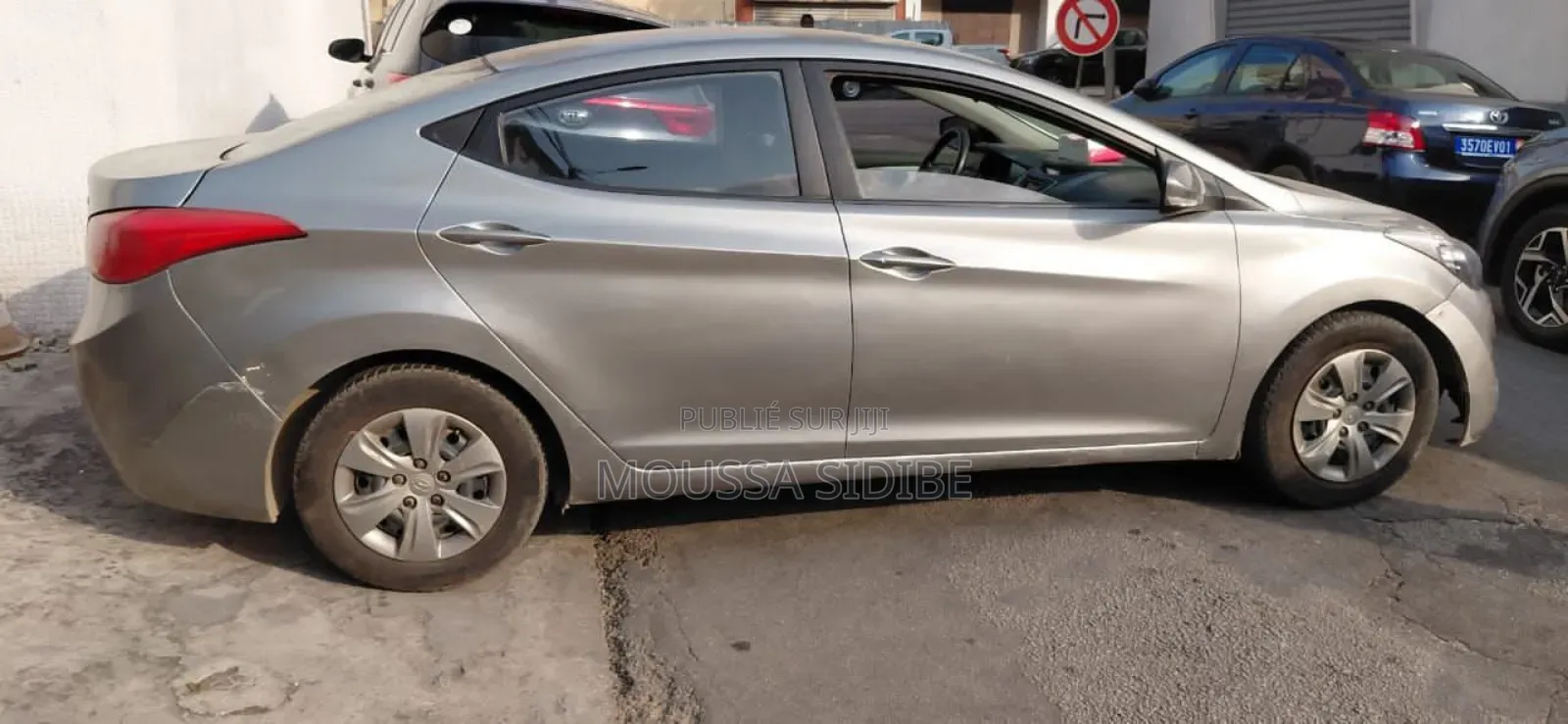 Hyundai Avante 2012 Gris