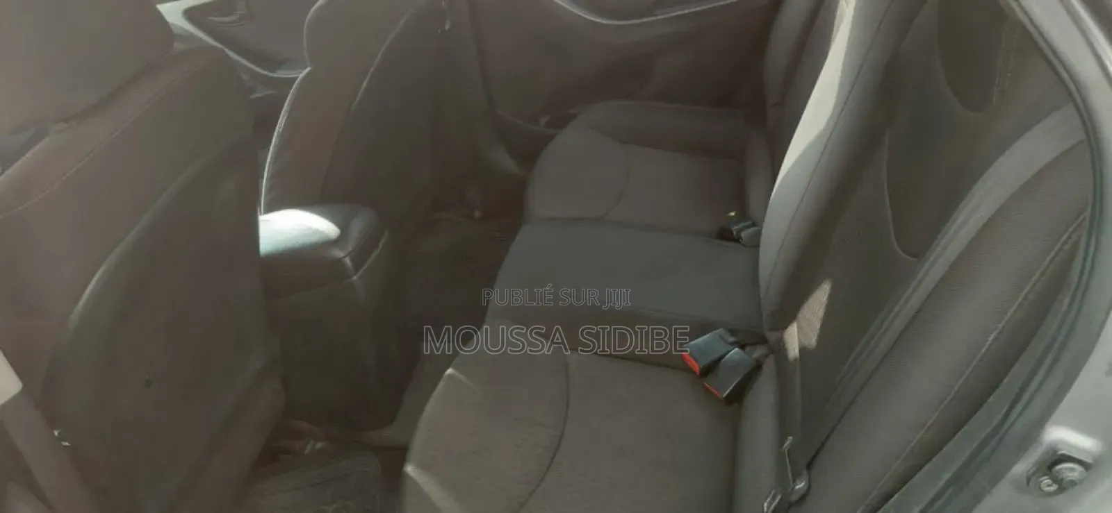 Hyundai Avante 2012 Gris