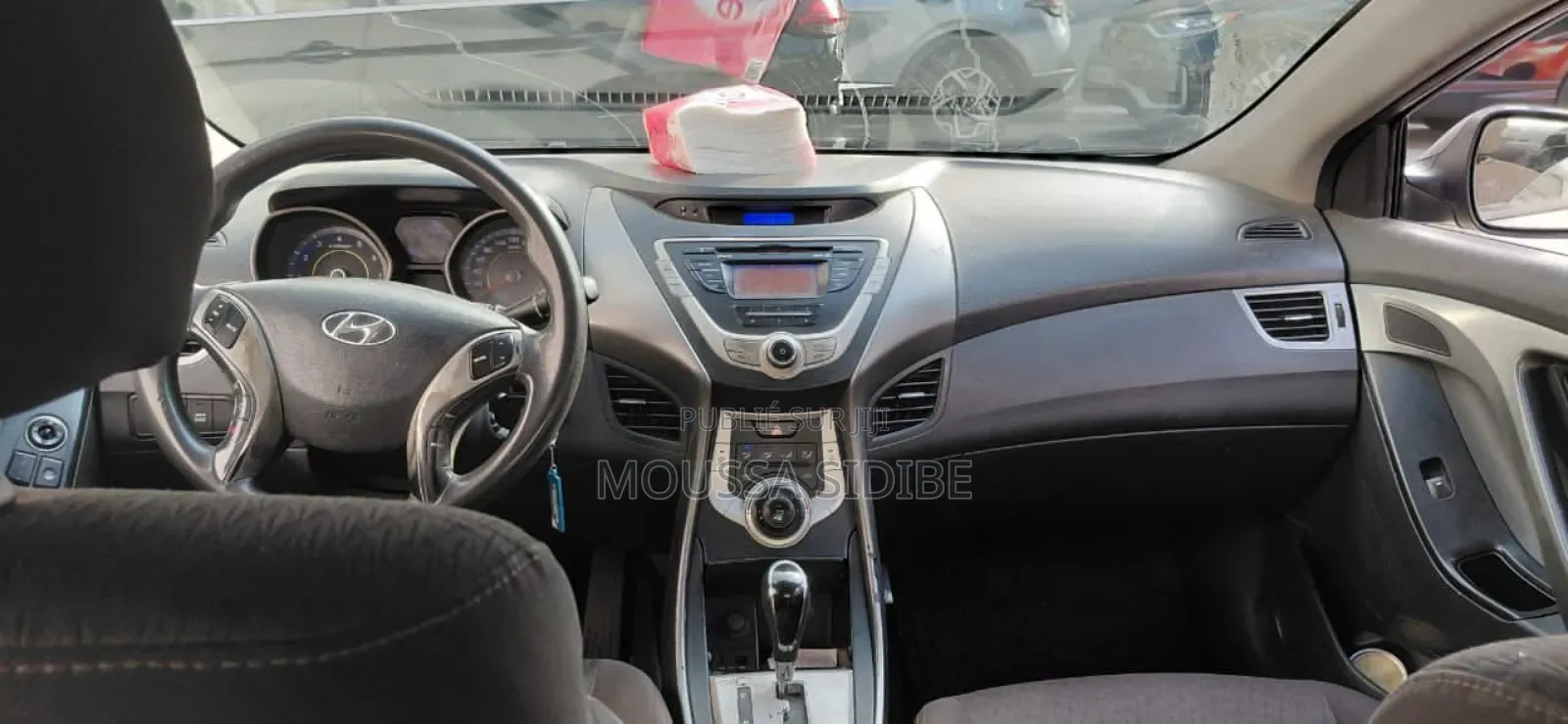 Hyundai Avante 2012 Gris