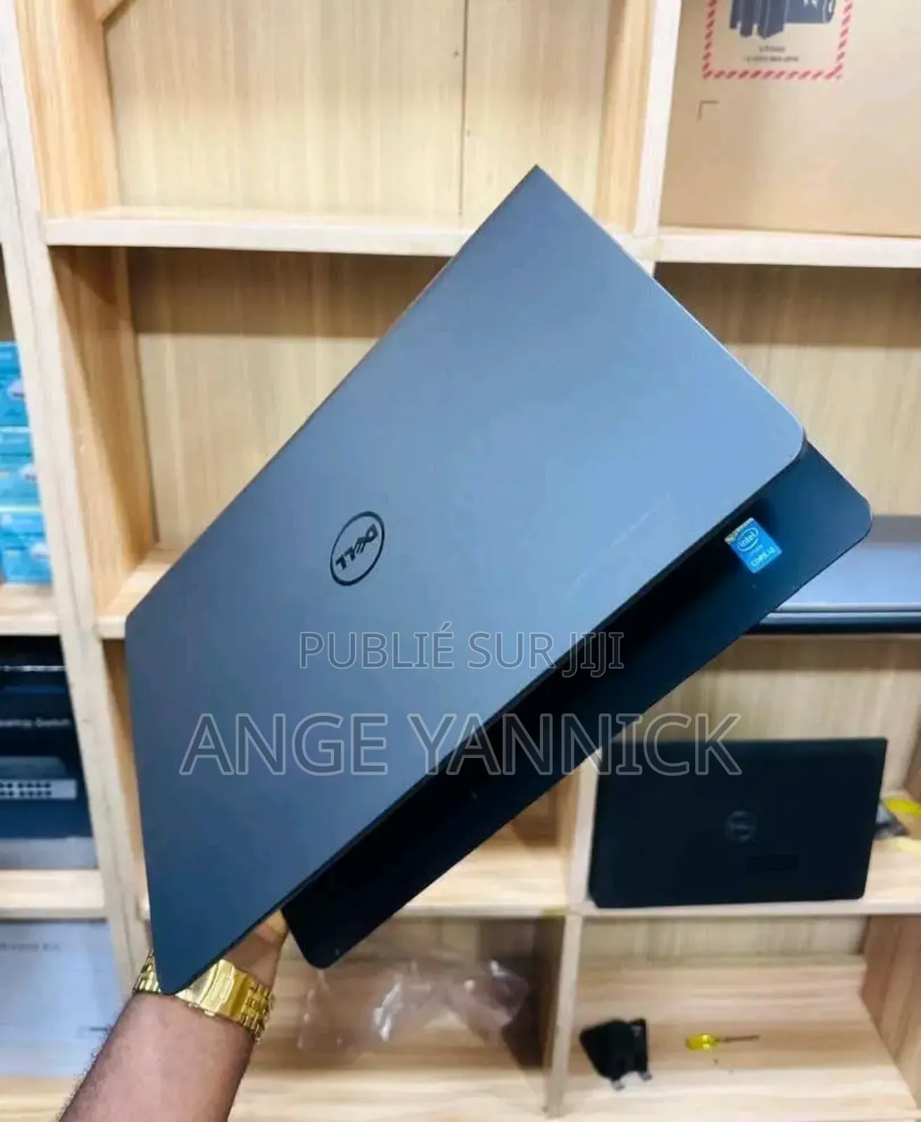 Nouveau Dell Latitude 3550 8GB Intel Core i3 HDD 500GB