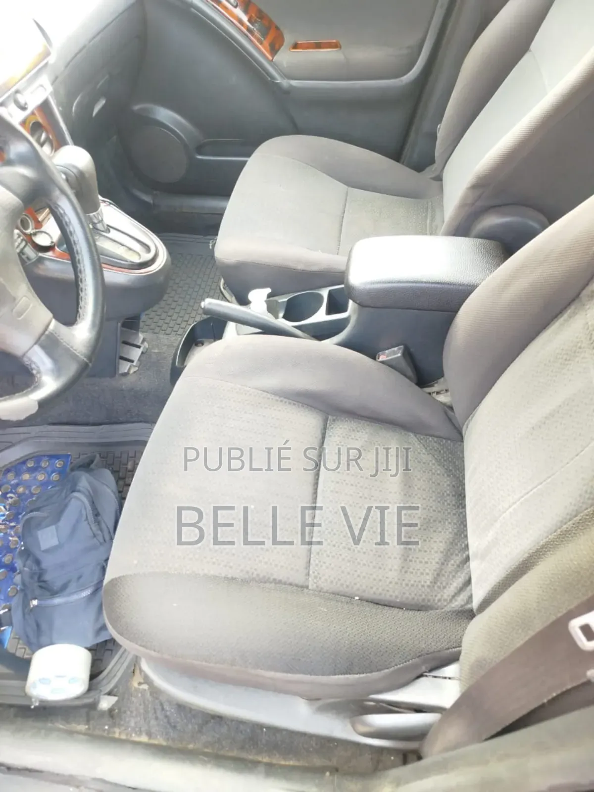 Toyota Matrix 2010 Beige