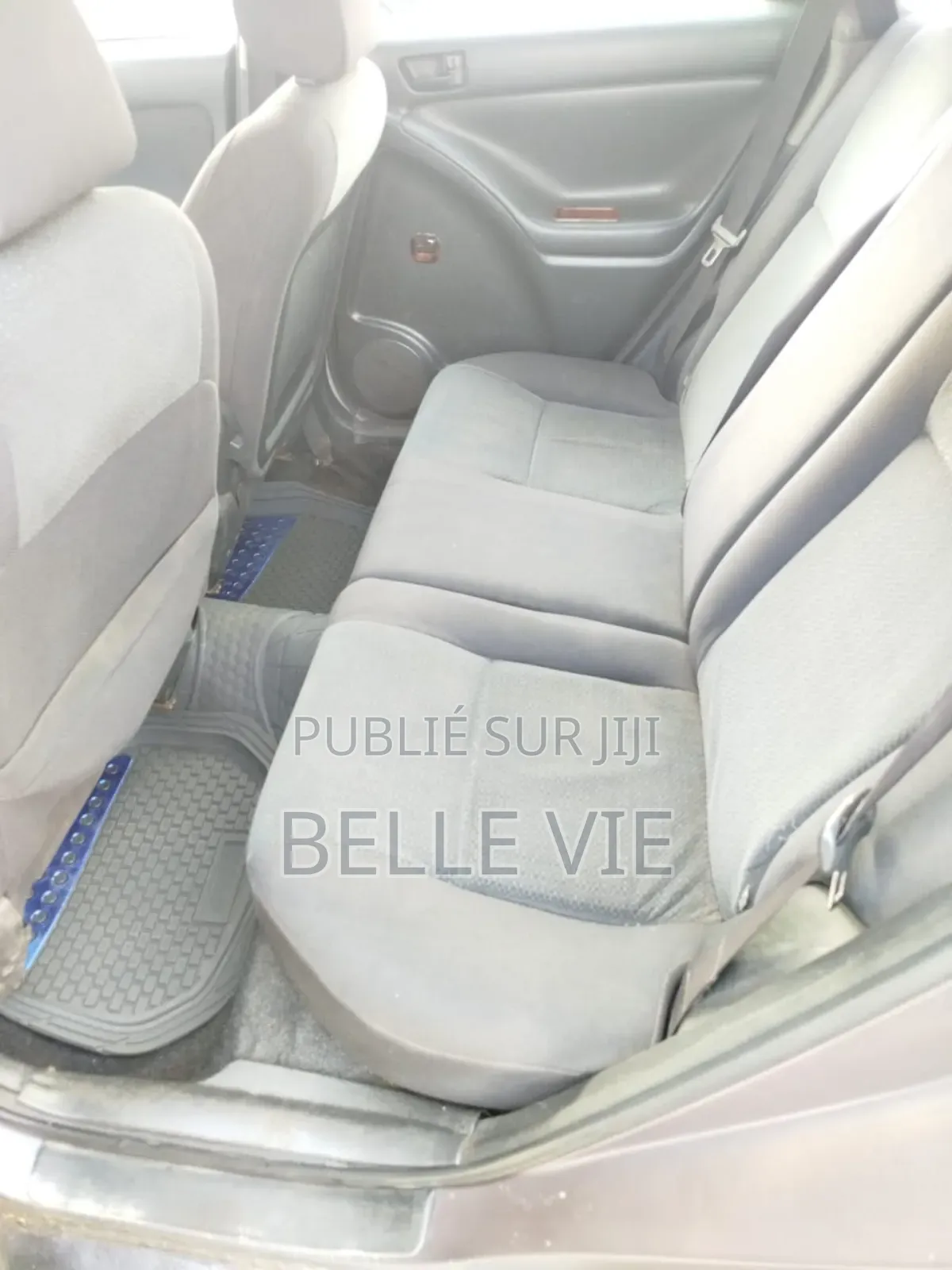 Toyota Matrix 2010 Beige