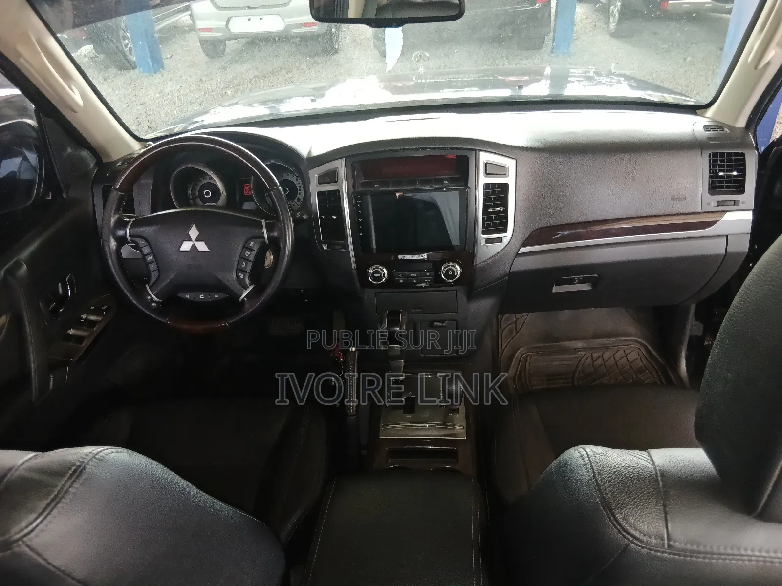 Mitsubishi Pajero V80 3.8 V6 GLS 2017 Noir