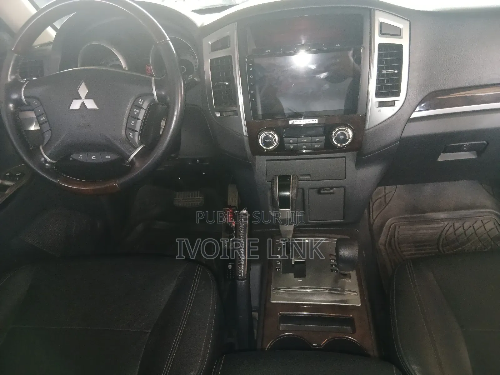 Mitsubishi Pajero V80 3.8 V6 GLS 2017 Noir