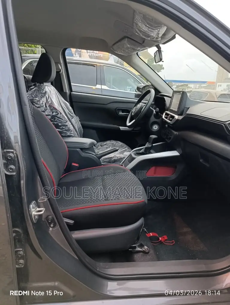 Toyota Raize 2025 Noir