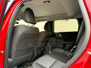 Nouveau Mitsubishi Outlander 2026 Rouge