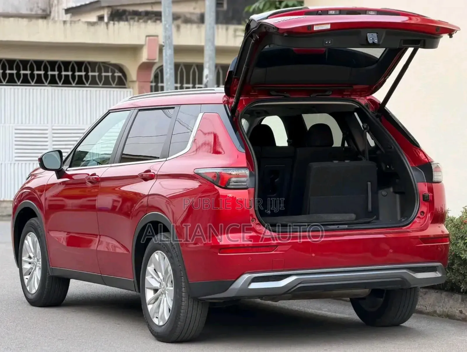 Nouveau Mitsubishi Outlander 2026 Rouge