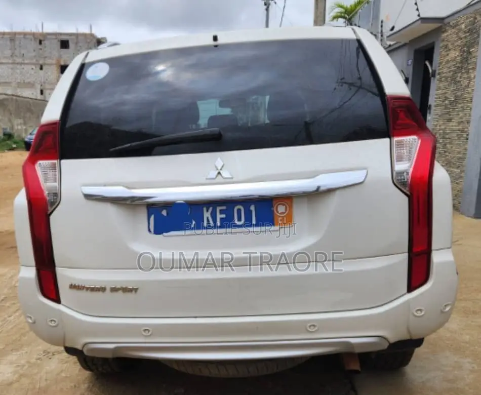 Mitsubishi Montero 2020 Blanc