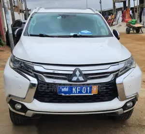 Mitsubishi Montero 2020 Blanc